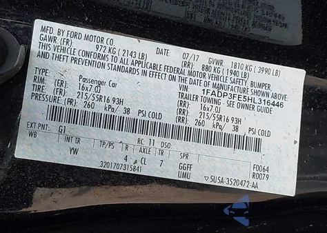 2017 Ford Focus Se z USA, uszkodzony, nr VIN 1FADP3FE5HL316446